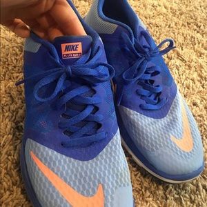 Women’s Nikes - FS Lite Run 3